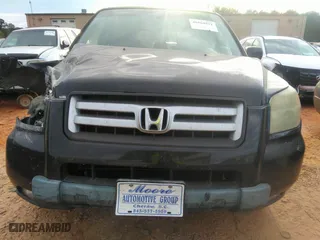 2006 Honda Pilot EX-L with RES with VIN 5FNYF28616B019530, listed as a IAAI auction lot 40564911 with 258,610 mi miles. Bid and sale history available at carsss.com. Image 12.