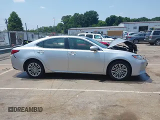 2015 Lexus ES 330 с VIN JTHBK1GGXF2181826, выставлен на аукционе IAAI как лот 42396308 с пробегом 137 077 миль миль и . История ставок и продаж доступна на DreamBid. Изображение 13.