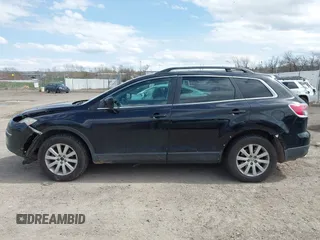 2008 Mazda CX-9 Grand Touring z VIN JM3TB38A780161857, wystawiony jako IAAI lot #42099450 z przebiegiem 220 951 mil mil oraz . Historia ofert i sprzedaży dostępna na DreamBid. Obrazek 15.