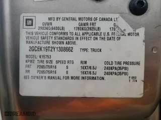 2000 Chevrolet Silverado 1500 LS with VIN 2GCEK19T2Y1308662, listed as a Copart auction lot 51215015 with 320,200 mi miles and Salvage Title. Bid and sale history available at carsss.com. Image 13.