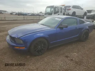 2005 Ford Mustang Deluxe with VIN 1ZVFT80N755137570, listed as a Copart auction lot 62560085 with 175,914 mi miles and Salvage title. Bid and sale history available at DreamBid. Image 1.