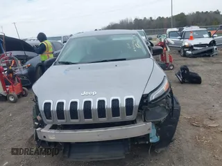 2015 Jeep Cherokee Sport with VIN 1C4PJMAB5FW681863, listed as a IAAI auction lot 41354945 with 1 mi miles. Bid and sale history available at carsss.com. Image 12.