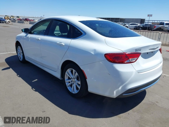 2015 Chrysler 200 Limited z VIN 1C3CCCAB7FN752316, wystawiony jako IAAI lot #42105851 z przebiegiem 126 185 mil mil oraz . Historia ofert i sprzedaży dostępna na DreamBid. Obrazek 3.