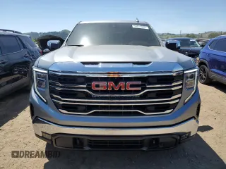 2023 GMC Sierra 1500 SLT z VIN 3GTUUDE86PG246794, wystawiony jako Copart lot #54015905 z przebiegiem 44 295 mil mil oraz Szkoda całkowita • Salvage title. Historia ofert i sprzedaży dostępna na DreamBid. Obrazek 5.