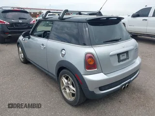 2007 MINI Hardtop S with VIN WMWMF73567TT83738, listed as a IAAI auction lot 42598923 with 133,968 mi miles and . Bid and sale history available at DreamBid. Image 3.