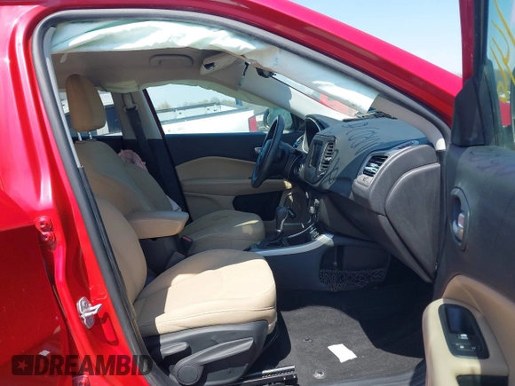 2018 Jeep Compass Sport with VIN 3C4NJCAB3JT255203, listed as a IAAI auction lot 42052746 with 112,451 mi miles and . Bid and sale history available at DreamBid. Image 5.