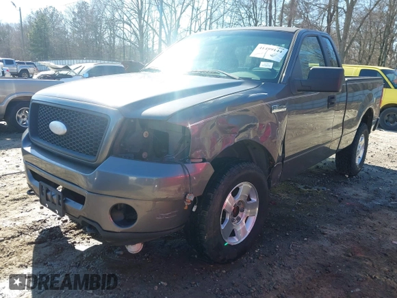 2006 Ford F-150 XL with VIN 1FTRF14W06KE01216, listed as a IAAI auction lot 41499144 with 192,153 mi miles. Bid and sale history available at carsss.com. Image 6.