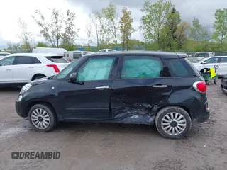 2017 FIAT 500L Pop with VIN ZFBCFAAH4HZ039061, listed as a IAAI auction lot 42202209 with 46,526 mi miles and . Bid and sale history available at DreamBid. Image 14.