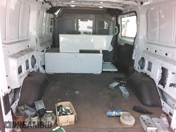 2018 Ford Transit с VIN 1FTYE1YM4JKB39832, выставлен на аукционе IAAI как лот 42558232 с пробегом 208 800 миль миль и . История ставок и продаж доступна на DreamBid. Изображение 3.