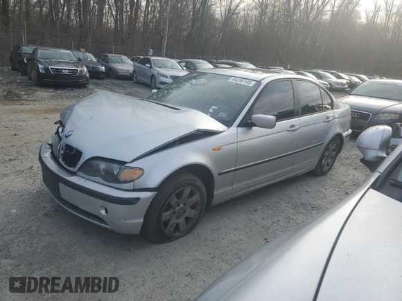 2005 BMW 3 Series 325i with VIN WBAEV33435KX10865, listed as a Copart auction lot 44356145 with 130,210 mi miles and Salvage Title. Bid and sale history available at carsss.com. Image 1.