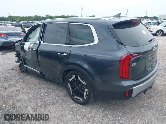 2023 Kia Telluride S z VIN 5XYP6DGC7PG405488, wystawiony jako IAAI lot #42135176 z przebiegiem 16 799 mil mil oraz . Historia ofert i sprzedaży dostępna na DreamBid. Obrazek 3.