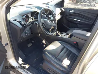 2018 Ford Escape SEL with VIN 1FMCU9HD7JUB30814, listed as a IAAI auction lot 41845501 with 43,293 mi miles. Bid and sale history available at carsss.com. Image 5.