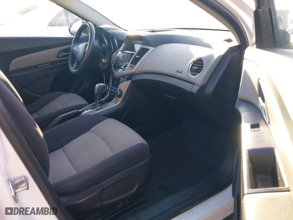 2013 Chevrolet Cruze LS with VIN 1G1PA5SG1D7252963, listed as a IAAI auction lot 41678640 with 139,564 mi miles. Bid and sale history available at carsss.com. Image 5.