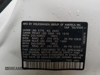 2024 Volkswagen Atlas SEL R-Line with VIN 1V2AE2CAXRC233383, listed as a Copart auction lot 51813245 with 3,333 mi miles and Salvage title. Bid and sale history available at DreamBid. Image 12.