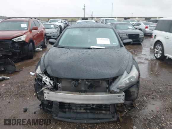 2018 Nissan Altima 2.5 SR with VIN 1N4AL3AP1JC131386, listed as a IAAI auction lot 41895828 with 58,912 mi miles. Bid and sale history available at carsss.com. Image 13.
