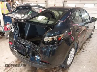 2016 Scion iA z VIN 3MYDLBZV5GY146138, wystawiony jako IAAI lot #42303472 z przebiegiem 29 289 mil mil oraz . Historia ofert i sprzedaży dostępna na DreamBid. Obrazek 18.