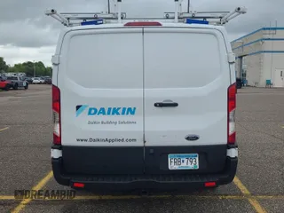 2020 Ford Transit Cargo с VIN 1FTBR2YG9LKB09125, выставлен на аукционе IAAI как лот 42720871 с пробегом 98 738 миль миль и . История ставок и продаж доступна на DreamBid. Изображение 3.