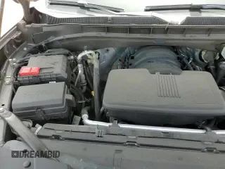 2022 Chevrolet Suburban LT z VIN 1GNSCCKD8NR263851, wystawiony jako Copart lot #63003215 z przebiegiem 67 415 mil mil oraz Szkoda całkowita • Salvage title. Historia ofert i sprzedaży dostępna na DreamBid. Obrazek 14.