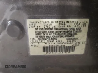 2012 Nissan Versa SV z VIN 3N1CN7AP1CL879134, wystawiony jako Copart lot #43001045 z przebiegiem 88 154 mil mil oraz Szkoda całkowita • Salvage title. Historia ofert i sprzedaży dostępna na DreamBid. Obrazek 14.