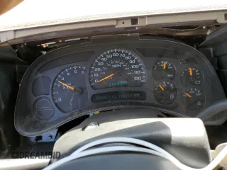 2003 Chevrolet Avalanche with VIN 3GNEK13T83G201485, listed as a Copart auction lot 61097094 with 120,113 mi miles and Salvage Title. Bid and sale history available at carsss.com. Image 9.