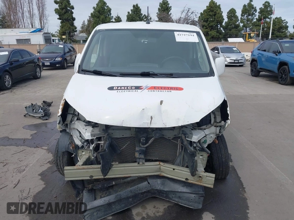 2015 Nissan NV200 SV with VIN 3N6CM0KN8FK727671, listed as a IAAI auction lot 41727194 with 165,776 mi miles. Bid and sale history available at carsss.com. Image 13.