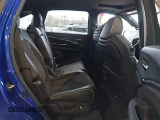 2019 Acura MDX Technology with VIN 5J8YD4H01KL010882, listed as a IAAI auction lot 41240273 with 46,744 mi miles and . Bid and sale history available at DreamBid. Image 8.