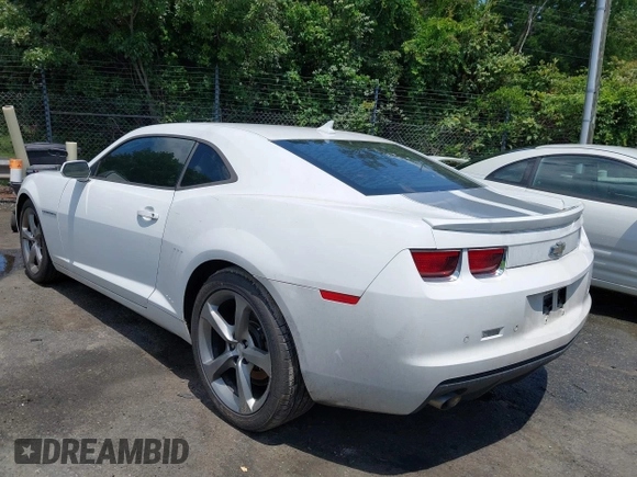 2013 Chevrolet Camaro LT with VIN 2G1FC1E39D9184322, listed as a IAAI auction lot 42182333 with Not provided miles and . Bid and sale history available at DreamBid. Image 3.