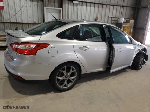 2014 Ford Focus SE with VIN 1FADP3F23EL196924, listed as a Copart auction lot 48725075 with 114,547 mi miles and Clean Title. Bid and sale history available at carsss.com. Image 3.