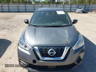 2020 Nissan Kicks S with VIN 3N1CP5BV0LL539341, listed as a IAAI auction lot 42033782 with 106,481 mi miles and . Bid and sale history available at carsss.com. Image 12.