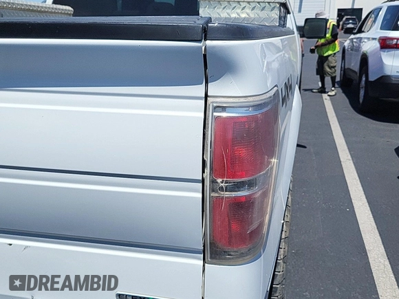 2013 Ford F-150 XL с VIN 1FTFX1EF3DFB24176, выставлен на аукционе IAAI как лот 42619562 с пробегом 73 254 миль миль и . История ставок и продаж доступна на DreamBid. Изображение 31.