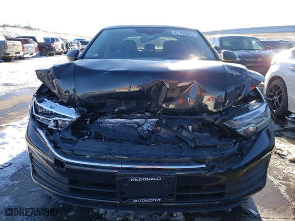 2024 Volkswagen Jetta SE with VIN 3VW7M7BU0RM095789, listed as a Copart auction lot 87763945 with 2,759 mi miles and Salvage Title. Bid and sale history available at carsss.com. Image 5.