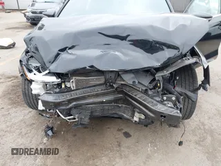 2017 Volkswagen Jetta GLI z VIN 3VW4T7AJ1HM347867, wystawiony jako IAAI lot #42408757 z przebiegiem 82 905 mil mil oraz . Historia ofert i sprzedaży dostępna na DreamBid. Obrazek 6.