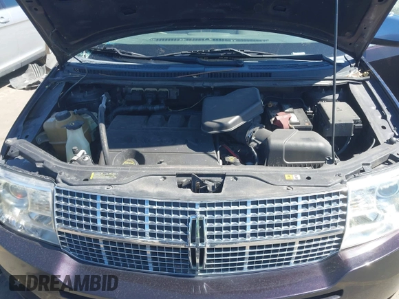 2007 Lincoln MKX with VIN 2LMDU88C47BJ35221, listed as a IAAI auction lot 41974785 with 160,257 mi miles. Bid and sale history available at carsss.com. Image 10.