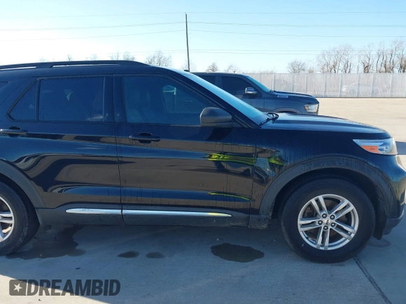 2020 Ford Explorer XLT with VIN 1FMSK8DH2LGA48771, listed as a IAAI auction lot 41663751 with 106,280 mi miles. Bid and sale history available at carsss.com. Image 13.