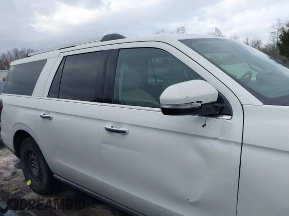 2023 Ford Expedition Max Limited z VIN 1FMJK2A82PEA25893, wystawiony jako IAAI lot #41440143 z przebiegiem 39 665 mil mil oraz . Historia ofert i sprzedaży dostępna na DreamBid. Obrazek 13.
