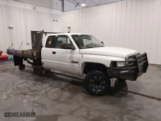 2001 Dodge Ram 2500 with VIN 3B7KF23601G748635, listed as a IAAI auction lot 41487609 with NaN miles. Bid and sale history available at carsss.com. Image 1.