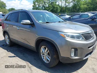 2014 Kia Sorento LX с VIN 5XYKTCA60EG530121, выставлен на аукционе IAAI как лот 42839663 с пробегом 123 879 миль миль и . История ставок и продаж доступна на DreamBid. Изображение 1.