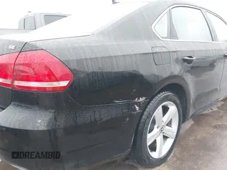2013 Volkswagen Passat SE с VIN 1VWBH7A33DC052582, выставлен на аукционе IAAI как лот 41431178 с пробегом 127 072 миль миль и . История ставок и продаж доступна на DreamBid. Изображение 6.