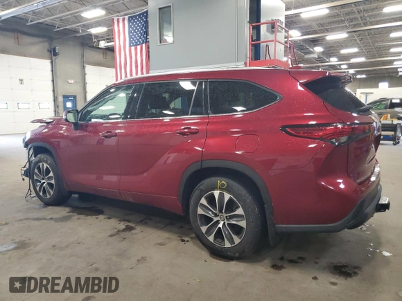 2021 Toyota Highlander XLE with VIN 5TDGZRBHXMS546223, listed as a Copart auction lot 57994635 with 69,413 mi miles and Salvage title. Bid and sale history available at DreamBid. Image 2.