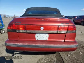 1998 Saab 900 z VIN YS3DD78B2W7003673, wystawiony jako Copart lot #81543764 z przebiegiem 121 338 mil mil oraz Czysty tytuł • Clean title. Historia ofert i sprzedaży dostępna na DreamBid. Obrazek 6.