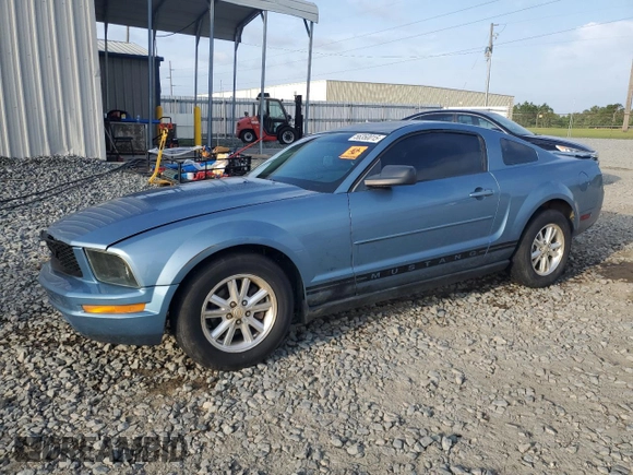 2007 Ford Mustang Deluxe с VIN 1ZVFT80N475341178, выставлен на аукционе Copart как лот 56350015 с пробегом 275 292 миль миль и Списание • Salvage title. История ставок и продаж доступна на DreamBid. Изображение 1.