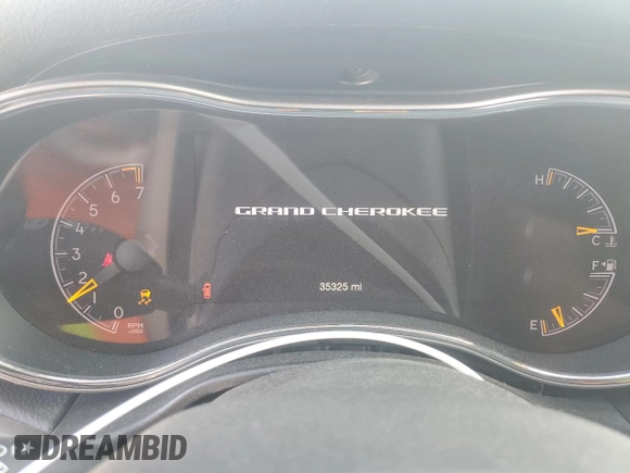 2020 Jeep Grand Cherokee Laredo E с VIN 1C4RJEAGXLC219841, выставлен на аукционе Copart как лот 48617635 с пробегом 35 325 миль миль и Списание • Salvage title. История ставок и продаж доступна на DreamBid. Изображение 9.
