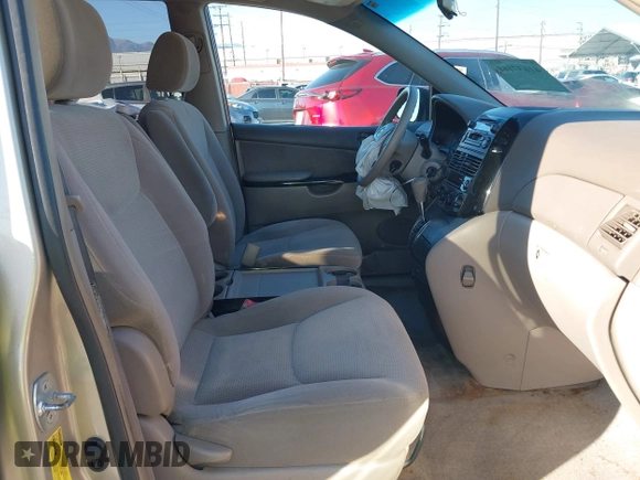 2005 Toyota Sienna LE with VIN 5TDBA23C75S032357, listed as a IAAI auction lot 41637161 with 169,415 mi miles. Bid and sale history available at carsss.com. Image 5.