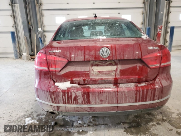 2015 Volkswagen Passat SEL Premium z VIN 1VWCV7A37FC011212, wystawiony jako Copart lot #45244485 z przebiegiem 126 407 mil mil oraz Szkoda całkowita • Salvage title. Historia ofert i sprzedaży dostępna na DreamBid. Obrazek 6.