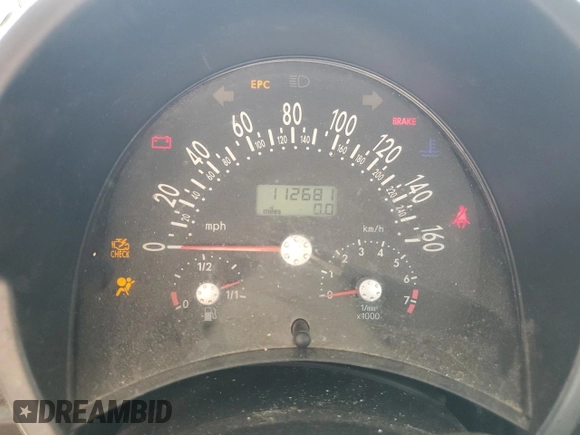 2000 Volkswagen Beetle GLS с VIN 3VWCD21C5YM472500, выставлен на аукционе Copart как лот 69537124 с пробегом 112 681 миль миль и Чистый • Clean title. История ставок и продаж доступна на DreamBid. Изображение 9.