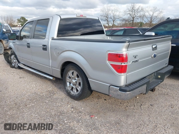2011 Ford F-150 XL with VIN 1FTFW1CF8BFB09806, listed as a IAAI auction lot 38661944 with 1 mi miles. Bid and sale history available at carsss.com. Image 3.