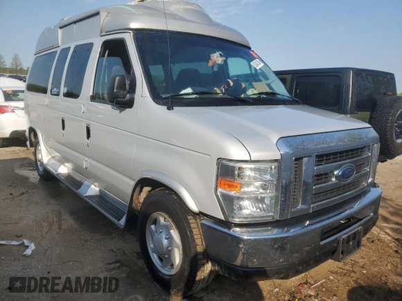 2008 Ford Econoline Passenger XL with VIN 1FBNE31L48DA30502, listed as a Copart auction lot 50341364 with Not Provided miles and Salvage Title. Bid and sale history available at DreamBid. Image 4.