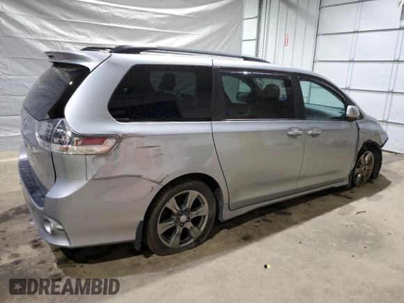 2017 Toyota Sienna SE with VIN 5TDXZ3DC6HS852078, listed as a Copart auction lot 51044615 with 81,552 mi miles and Salvage title. Bid and sale history available at DreamBid. Image 3.