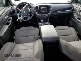 2020 Chevrolet Traverse LS z VIN 1GNERFKW7LJ313830, wystawiony jako Copart lot #51743465 z przebiegiem 56 874 mil mil oraz Szkoda całkowita • Salvage title. Historia ofert i sprzedaży dostępna na DreamBid. Obrazek 8.