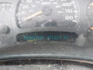 2004 Chevrolet Tahoe LT z VIN 1GNEK13Z84J240257, wystawiony jako IAAI lot #42313270 z przebiegiem 471 223 mil mil oraz . Historia ofert i sprzedaży dostępna na DreamBid. Obrazek 7.